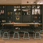 Appartement For Students Only - College In Bristol