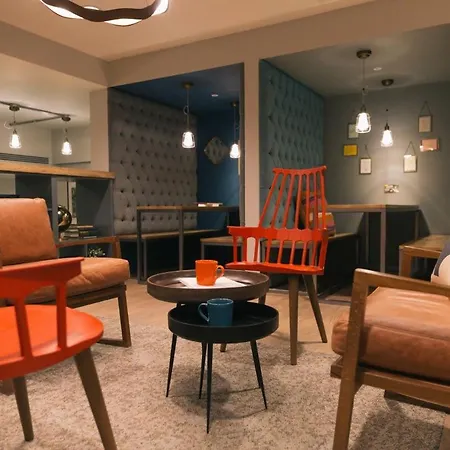 Appartamento For Students Only - College In *