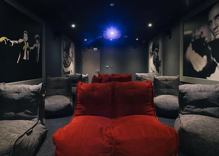 For Students Only - College In 아파트 *