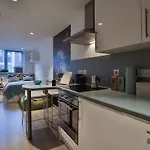 For Students Only - College In * Μπρίστολ
