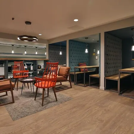 For Students Only - College In Apartman