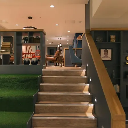 Apartamento For Students Only - College In *
