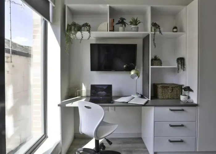 Appartement For Students Only - College In